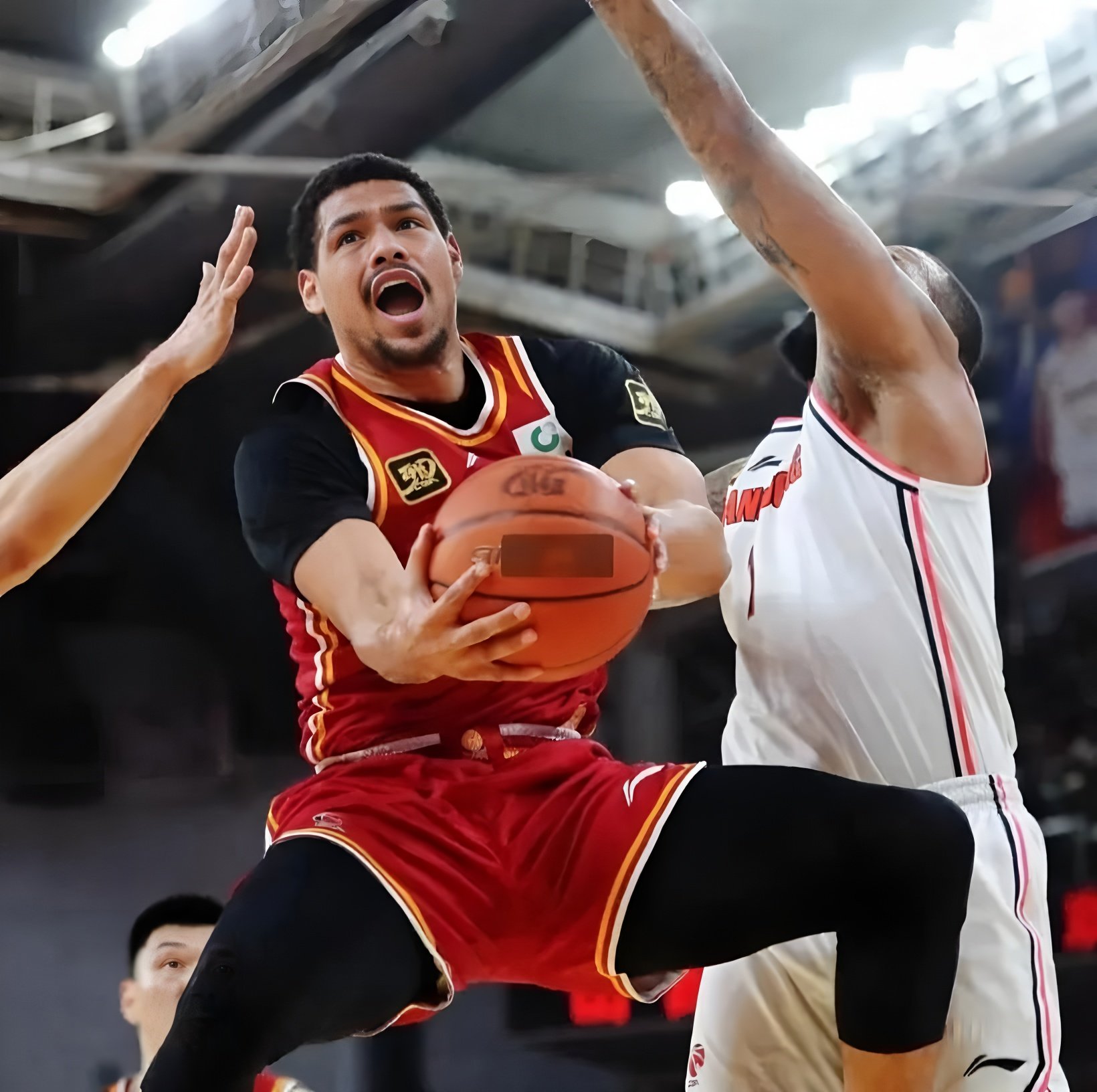 爱游戏APP-太狠了！清晨华盛顿奇才篮板制胜阿扎伦卡在阿森纳比赛中爆冷，达拉斯独行侠赛后手感冰凉