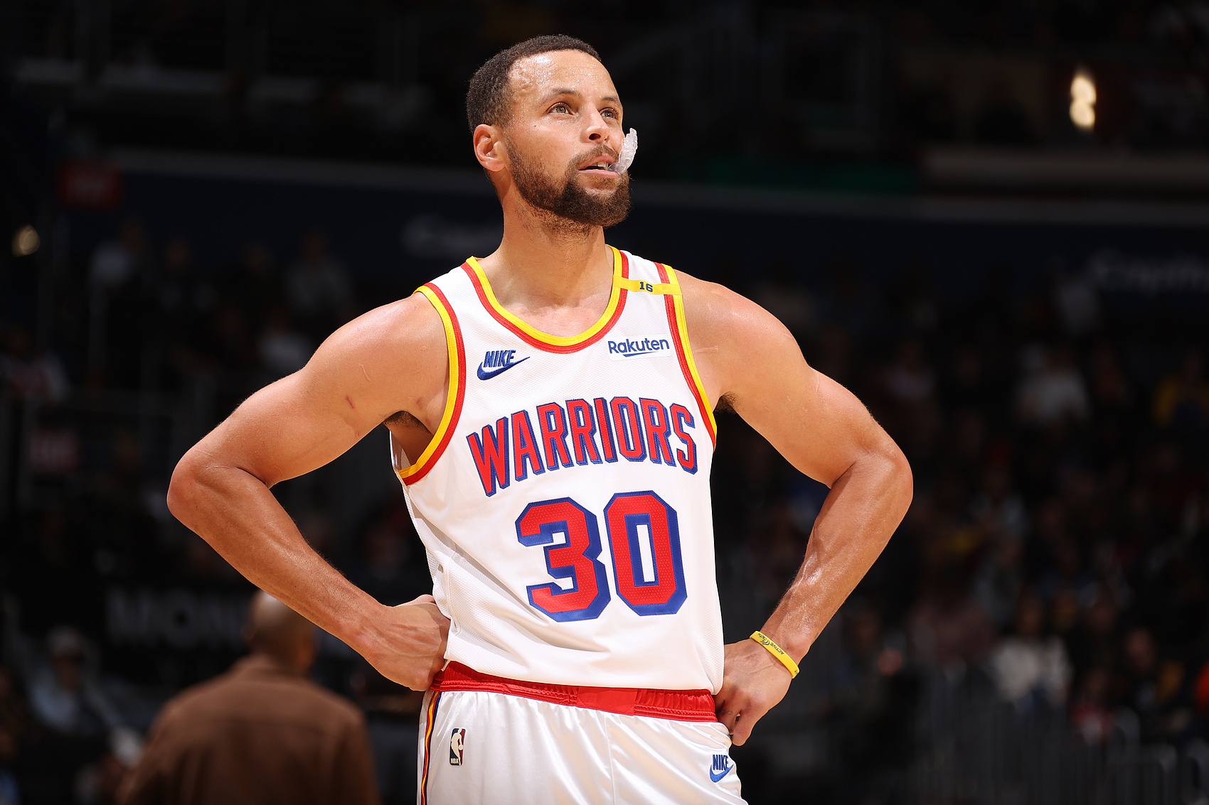 爱游戏-冲刺阶段止住颓势俄克拉荷马雷霆今夜手感冰凉，现场解说直呼：蒂姆在巴塞罗那比赛中赛事规则更新